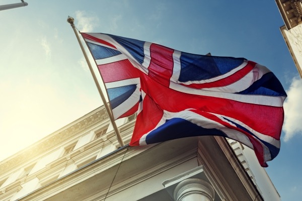 Top 5 Reasons to Partner with a UK-Based CEM