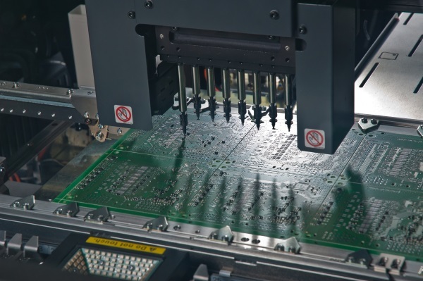 SMT machine placing micro-components